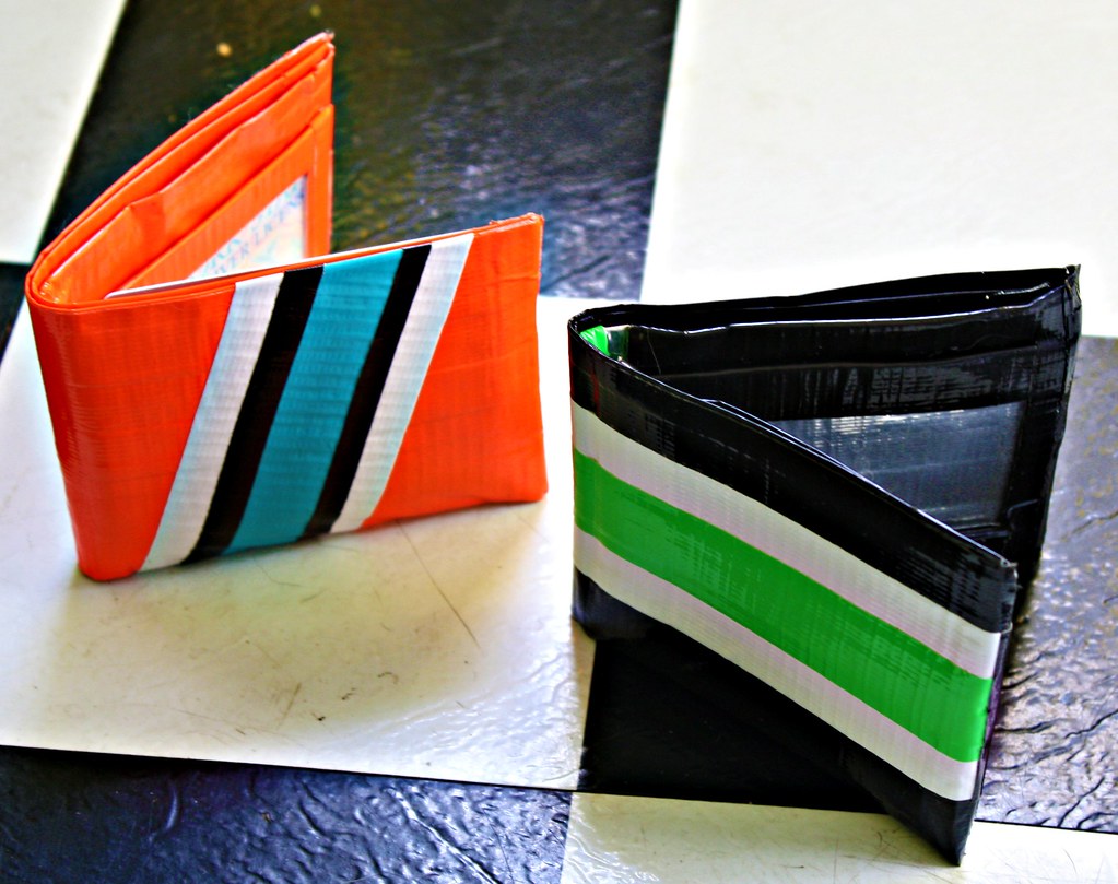 Examples of two duct tape wallets in different colors are shown.
