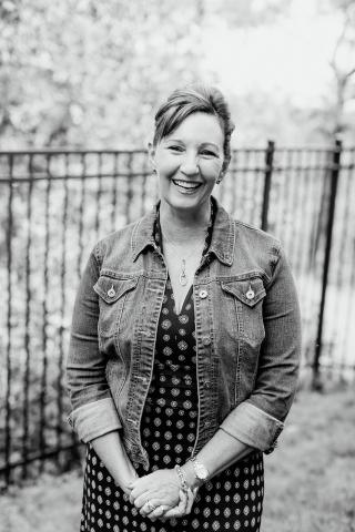 Picture of author Shelley Shepard Gray