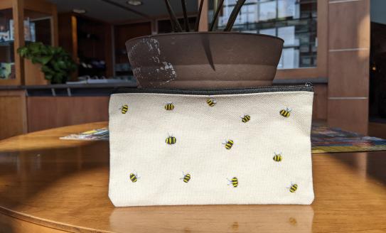 Bee embroidery canvas pouch