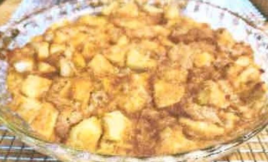 clear glass dish filled with swedish apple pie