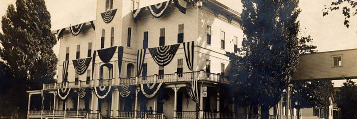 sepia photo of the Park Place Hotel in1906