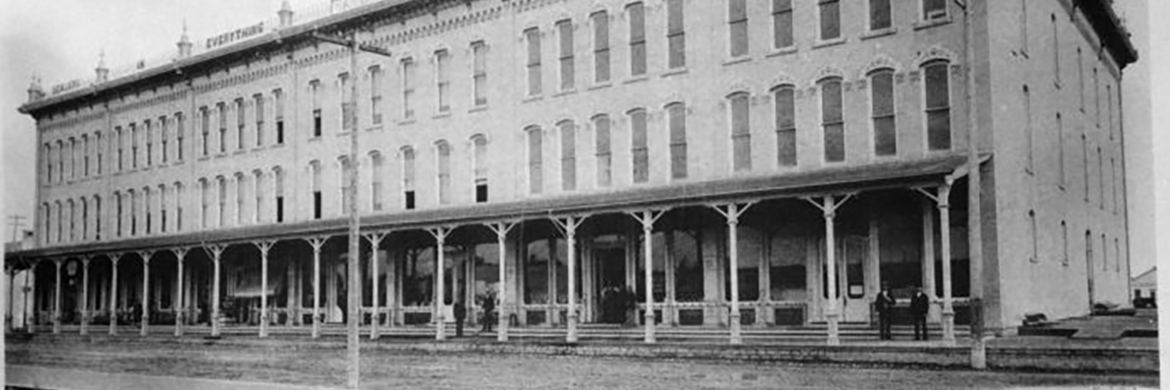 black and white photo of the Hannah Lay Mercantile building circa 1883